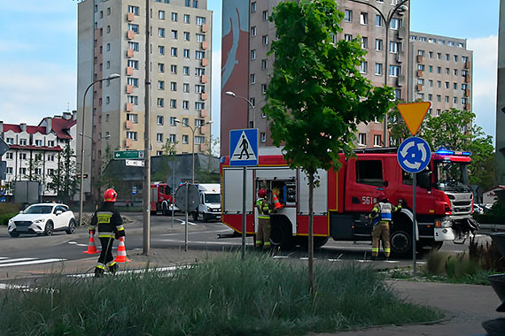 Utrudnienia w centrum miasta. Wszystkiemu winna plama oleju na jezdni 