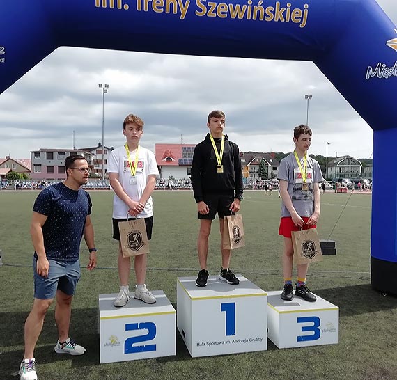Sukcesy sportowe lekkoatletów z klubu „OSiR Wyspiarz” – 11 medali w IV Małym Memoriale im. Ireny Szewińskiej
