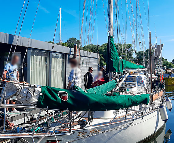 mier na jachcie w winoujskiej marinie