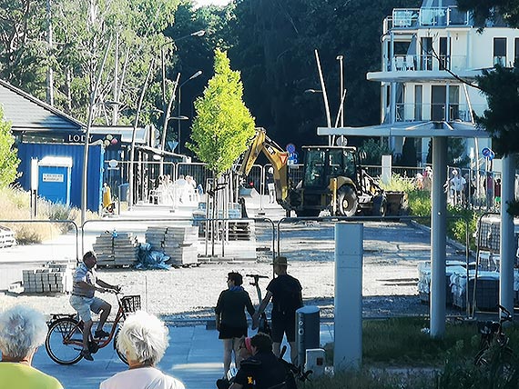 Mieszkaniec: Otwarcie sezonu a promenada w rozsypce!