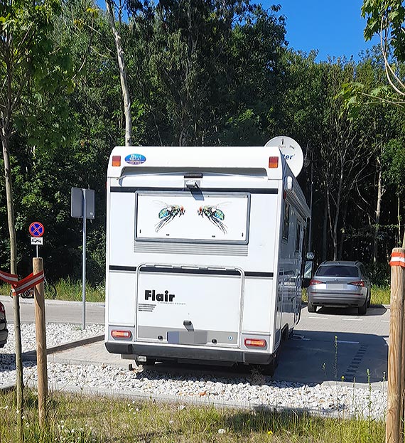 Mieszkaniec: Niemieckie kampery blokuj parking przy „wiatraku”