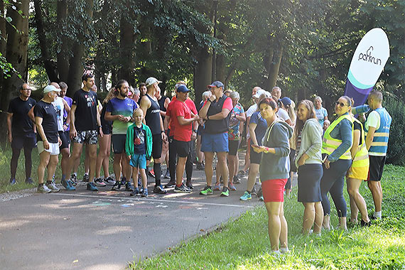  Krzysztof Ewiak pierwszy na mecie parkrunu