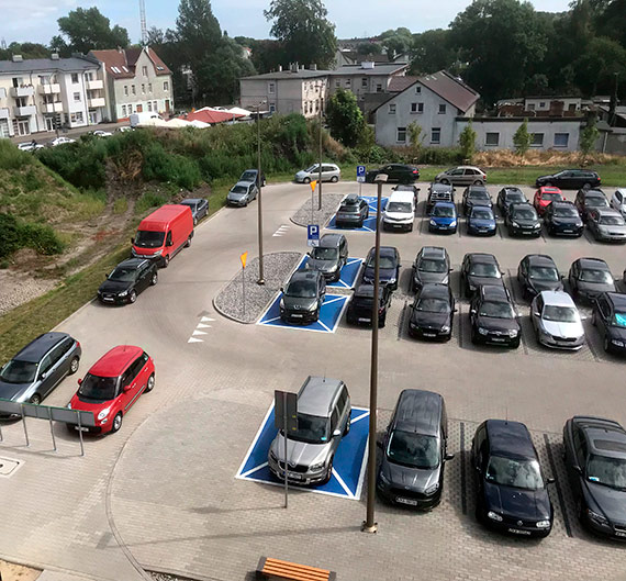 Mieszkaniec: Ciasna gowa-ciasny parking!