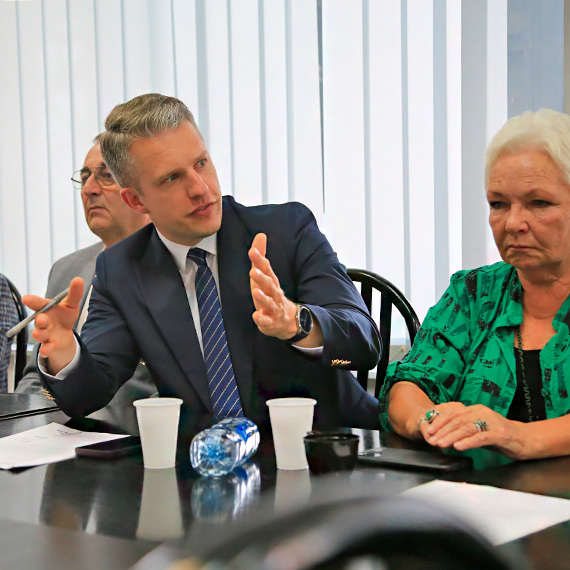 Co z dofinansowaniem na utrzymanie promw po otwarciu tunelu? Prezydent murkiewicz: Utrzymanie dwch Bielikw i jednego Karsibora to koszt ponad 16 milionw zotych rocznie. Zobacz film!