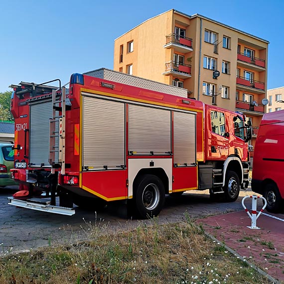 72 - letni mężczyzna zasłabł i spadł z roweru. Został przetransportowany do szpitala
