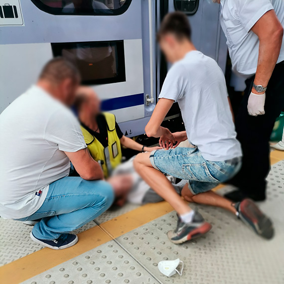 Wypadek na peronie w winoujciu. Mczyzna by reanimowany