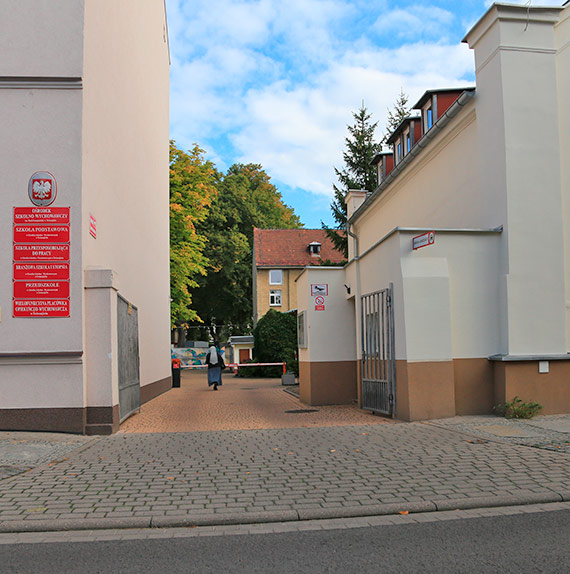 S wolne etaty w szkoach