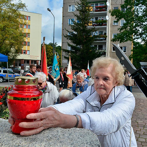83. rocznica agresji Związku Radzieckiego na Polskę. Pod pomnikiem Zesłańców Sybiru złożono wiązanki kwiatów
