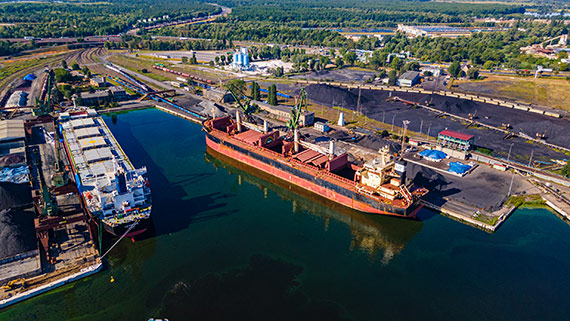 Po trzech kwartałach 2022 - porty Szczecin i Świnoujście z dodatnim wynikiem operacyjnym