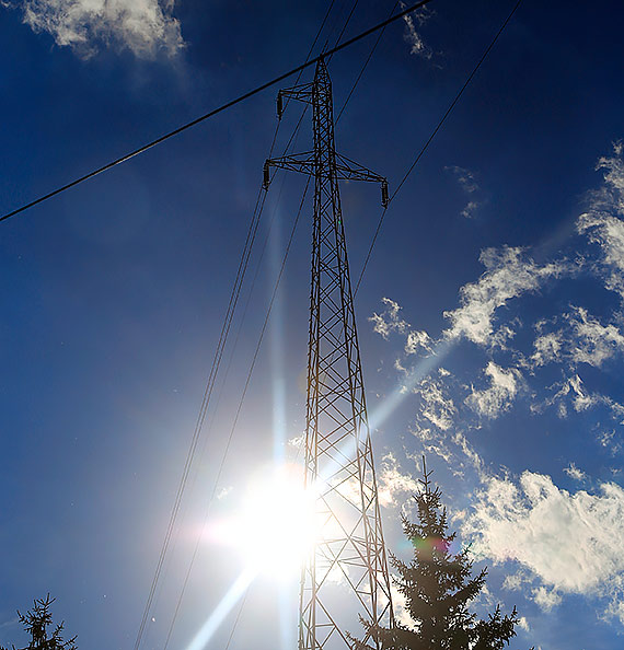 Senacka Komisja Samorzdu Terytorialnego i Administracji Pastwowej za wprowadzeniem poprawek legislacyjnych do ustawy o rodkach nadzwyczajnych majcych na celu ograniczenie wysokoci cen energii elektrycznej 