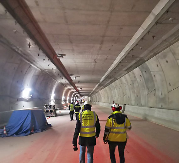 Spotkanie robocze w sprawie budowy tunelu. Analizowano ewentualne zagrożenia