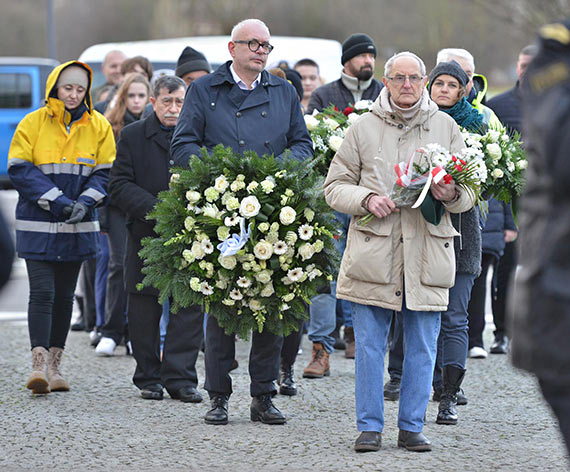 30 lat po tragedii „Jana Heweliusza” winoujcie oddao hod ofiarom. Zobacz film!