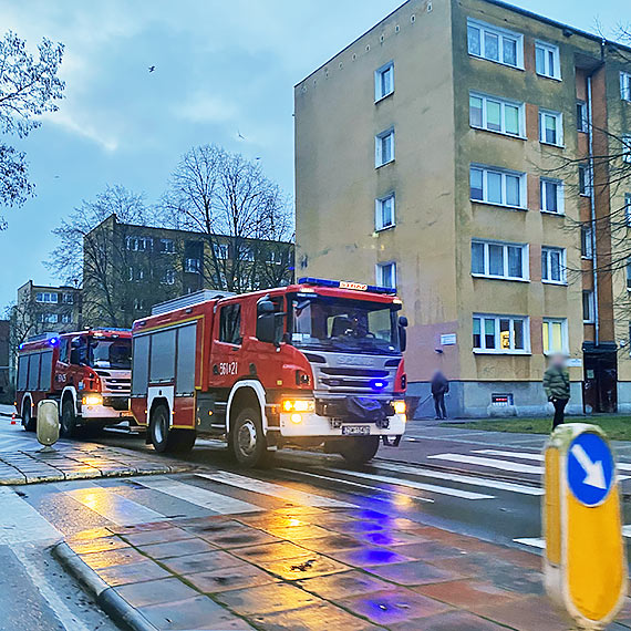 Kobieta braa prysznic. Podczas kpieli w azience wczy si czujnik tlenku wgla!