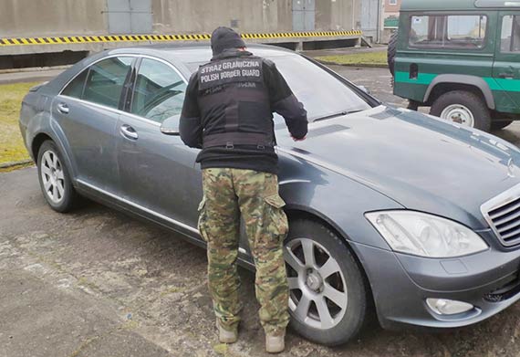 Poszukiwany w Belgii mercedes zatrzymany w winoujciu