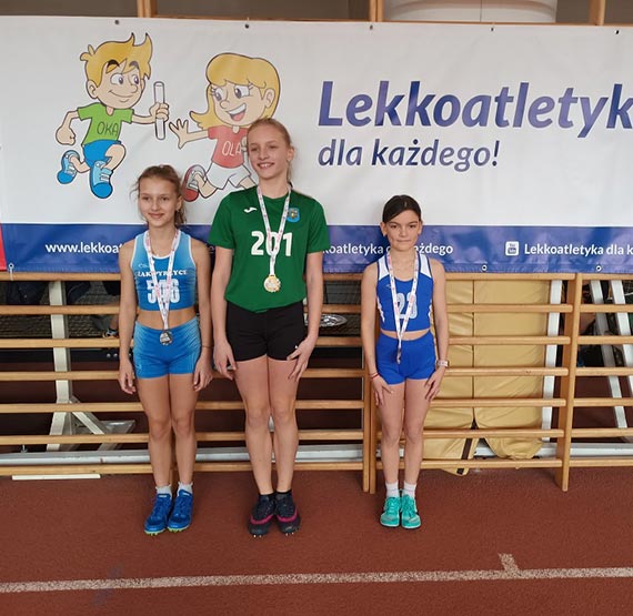 Zawodnicy Klubu Lekkoatletycznego OSiR „Wyspiarz” z kolejnymi medalami z Mistrzostw Wojewdztwa w LA