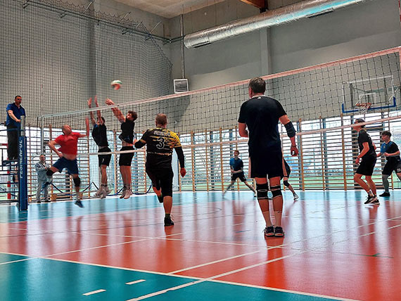 Siatkarskie spotkanie pokoleń