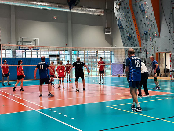 Siatkarskie spotkanie pokoleń