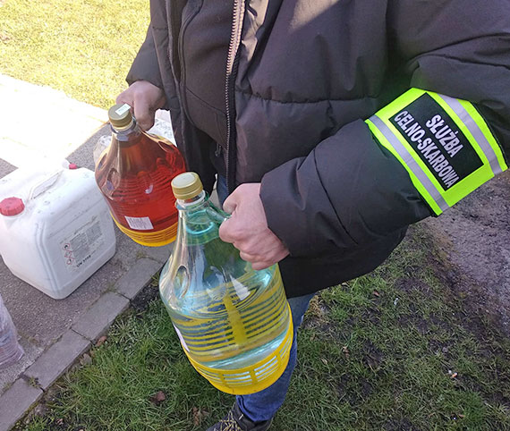 Nielegalna bimbrownia zamknięta w Wielki Czwartek