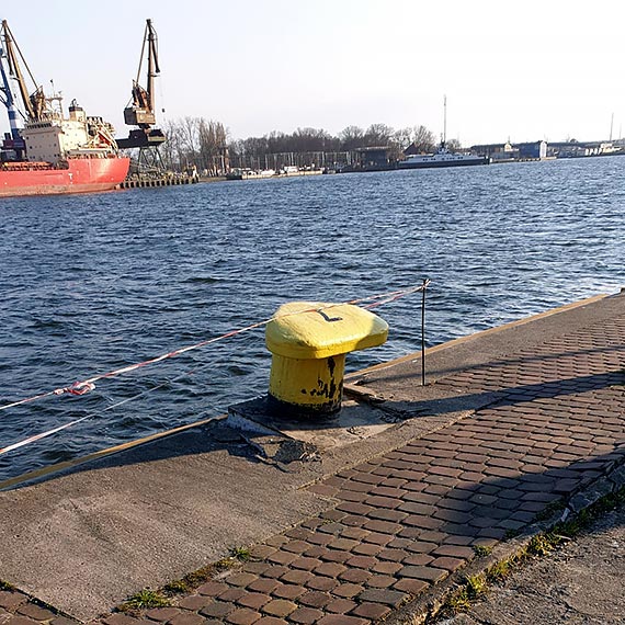 Kolizja promu Huckleberry Finn z nabrzeżem numer 13 w Świnoujściu - Urząd Morski informuje o postępowaniu i planach naprawy uszkodzeń