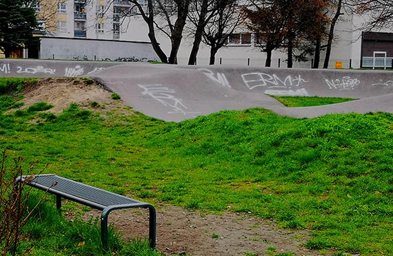 Mieszkaniec - Czy w tym mieście wszystko musi być pomazane?