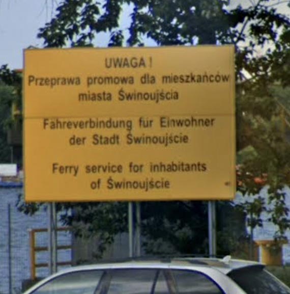 Mieszkaniec: Spóźniamy się, bo turyści pchają się na prom!