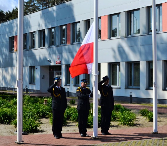 Świnoujscy strażacy świętowali swój dzień! Wręczono wyróżnienia i awanse