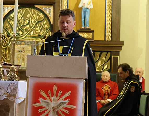 Wspólnota parafialna Chrystusa Króla świętuje swoje 50-lecie. Szczególnie uroczysty charakter miała tu msza w niedzielne południe