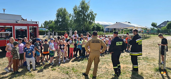 Stra¿acy go¶cili uczniów SP 9
