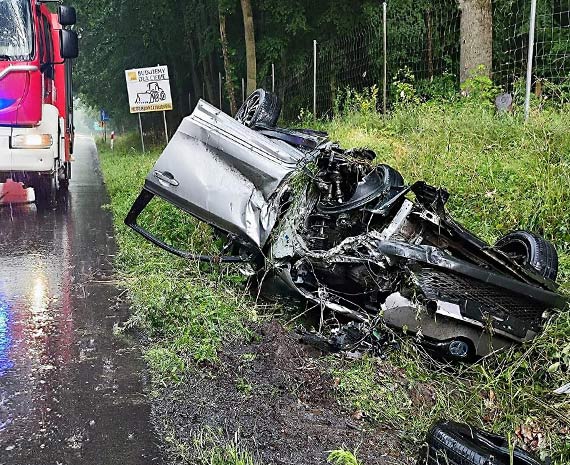 Wypadek między Międzyzdrojami a Dargobądzem na DK3 przed godziną 9:00 powoduje duże utrudnienia w ruchu drogowym