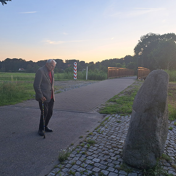 Nasz gość przemierzył 10000 km i spotkał się z międzynarodową młodzieżą w Kamminke, by przełamywać granice i budować mosty