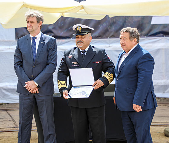 Stępka pod przyszły ORP JASKÓŁKA - kolejny niszczyciel min dla 8FOW