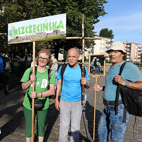Pielgrzymka do Jasnej Góry: grupa Świnoujścian rozpoczyna 600-kilometrową przygodę na piechotę
