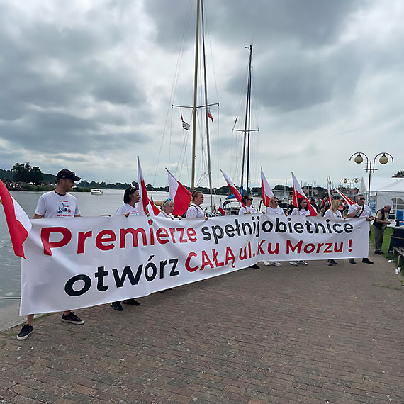 Co dalej z blokadą ulicy Ku Morzu? Protestujący „odwiedzili” wojewodę