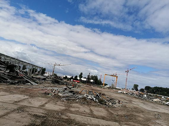 Wyburzanie ogromnego majątku Morskiej Stoczni Remontowej S.A. w Świnoujściu przebiega zgodnie z planem i założeniami obecnych decydentów
