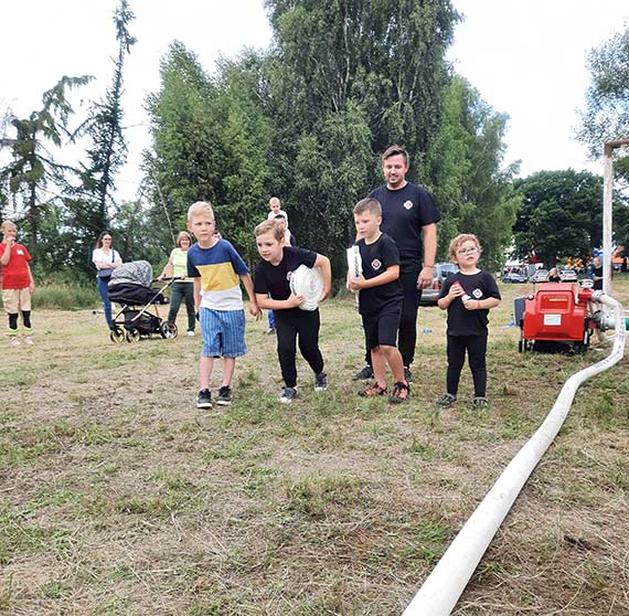 Sukces festynu strażackiego zorganizowanego przez OSP Karsibór