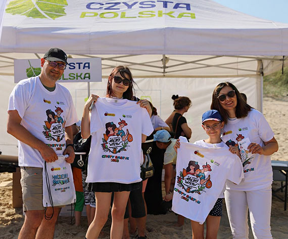 Czysty Ba³tyk: ponad 800 wolontariuszy posprz±ta³o pla¿e w ¦winouj¶ciu
