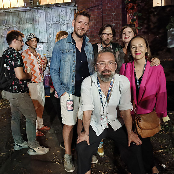 Finał Famy i ogłoszenie laureatów. Tłok na scenie i przed sceną