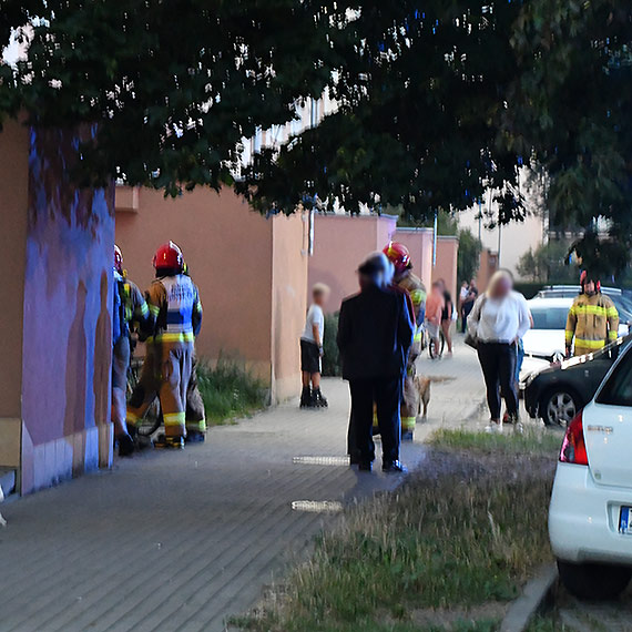 Na Kujawskiej o krok od tragedii: Straacy wezwani z powodu wyczuwalnego zapachu gazu