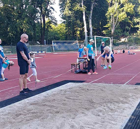 Inauguracja VII edycji „winoujskich Czwartkw Lekkoatletycznych”