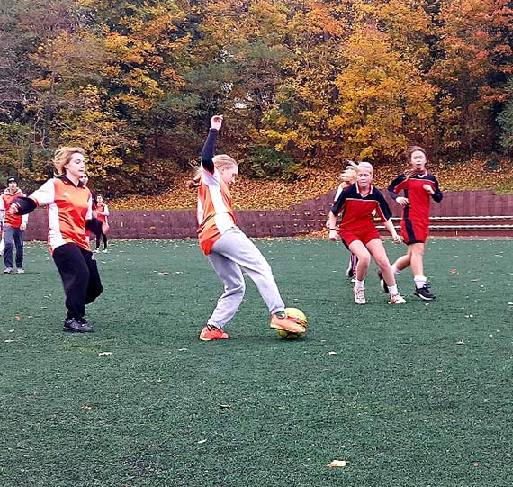Mistrzostwa Miasta Świnoujście w piłce nożnej dziewcząt i chłopców w ramach Igrzysk Młodzieży Szkolnej