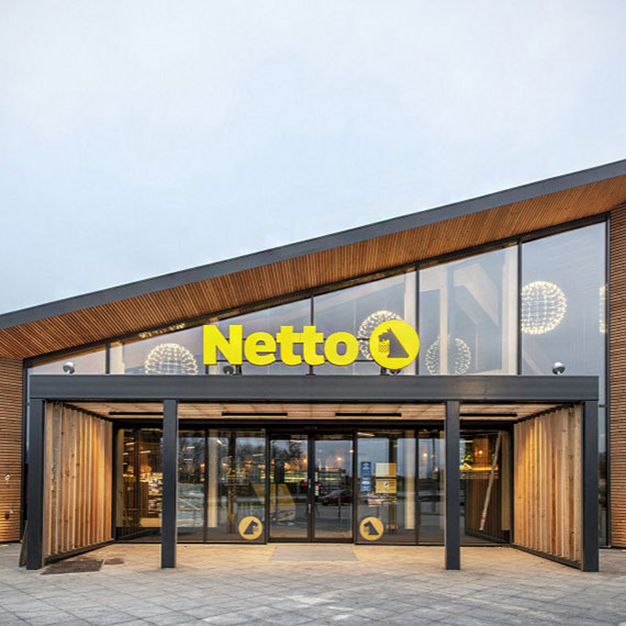 witecznej gorczki czas start!  Katalogi z prezentami i kalendarze adwentowe ju dostpne w Netto