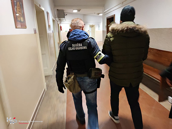Uderzenie KAS i prokuratury w zorganizowaną przestępczość w obszarze nielegalnego hazardu