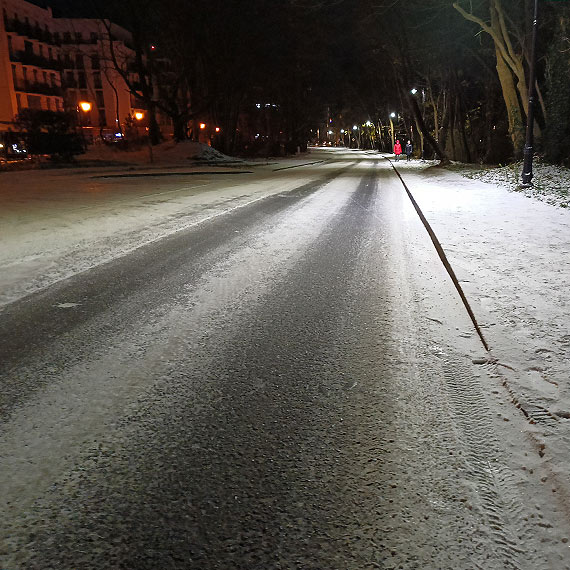 Promenada w zimowej szacie. Ulice, niestety… też!