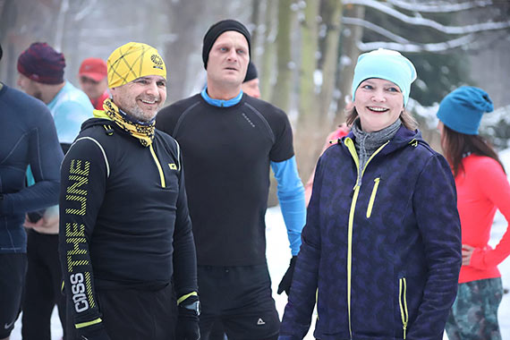 Mariusz pierwszy na mecie 323. parkrunu