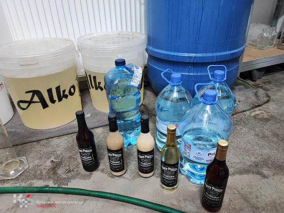 Nielegalny alkohol nie trafi na zachodniopomorskie stoły