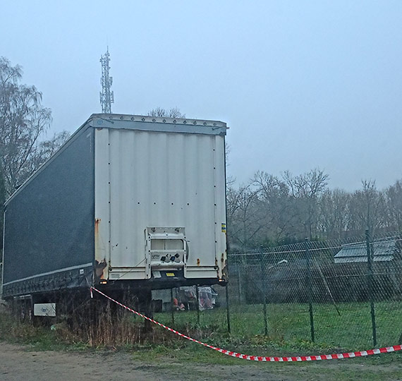 Mieszkaniec: Dziki parking na ulicy Steyera? Właściciel: To jest teraz prywatny!