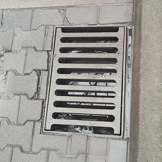 Zalewane ulice ¦winouj¶cia: W oczekiwaniu na dzia³anie urzêdników