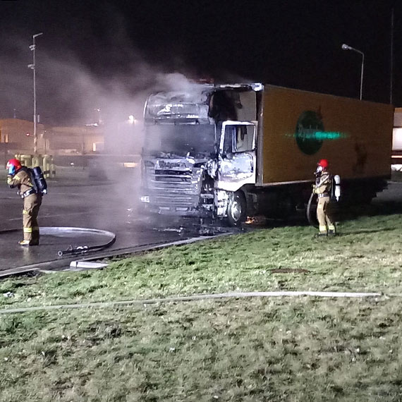 Pożar samochodu ciężarowego na Terminalu Promowym