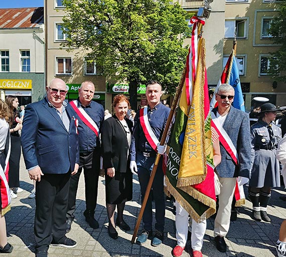 Narodowa duma i… świąteczna dwuwładza w Świnoujściu