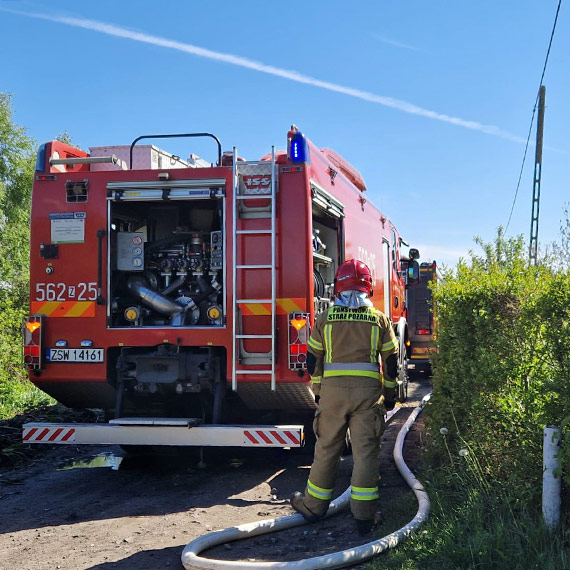 Kolejny poar na dziakach